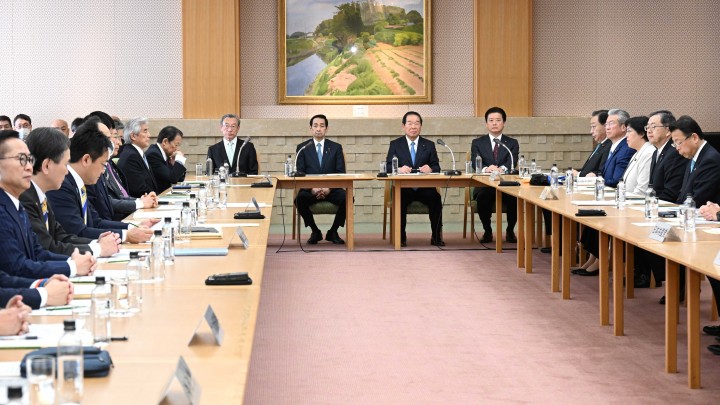 皇室典範特例法案に対する検討結果報告に関する全体会議 野田佳彦 馬淵澄夫 田名部匡代