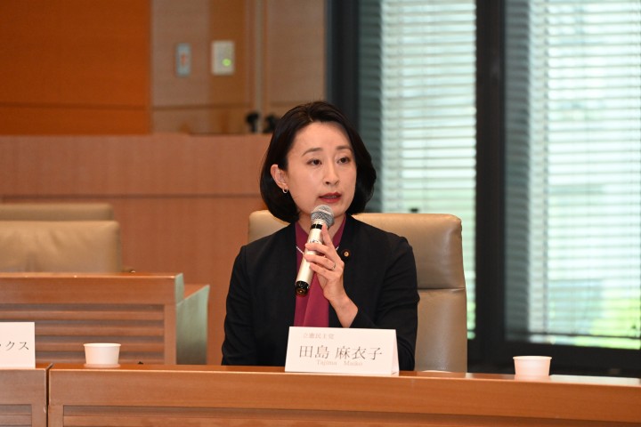 20260616国会議員討論会「日本の核政策を問う―安保三文書改定をめぐって」であいさつする田島麻衣子参院議員
