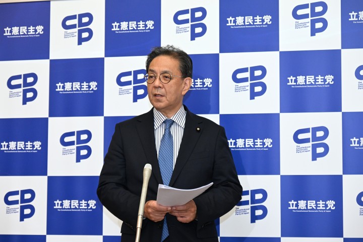 7月17日水岡代表ぶら下がり会見