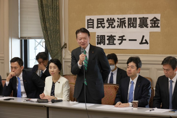 自民党派閥裏金調査チーム 長妻昭