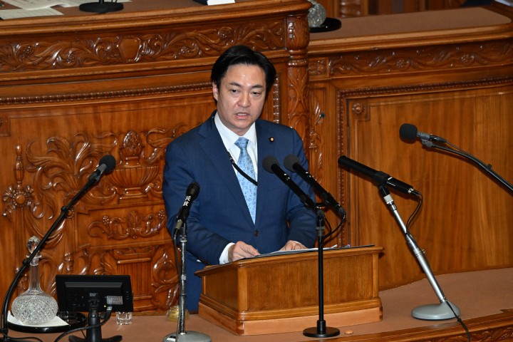 衆院本会議 神津たけし 流通業務の総合化及び効率化の促進に関する法律及び貨物自動車運送事業法の一部を改正する法律案