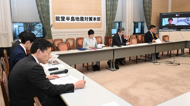 能登半島地震 辻元清美 杉尾秀哉 森山浩行