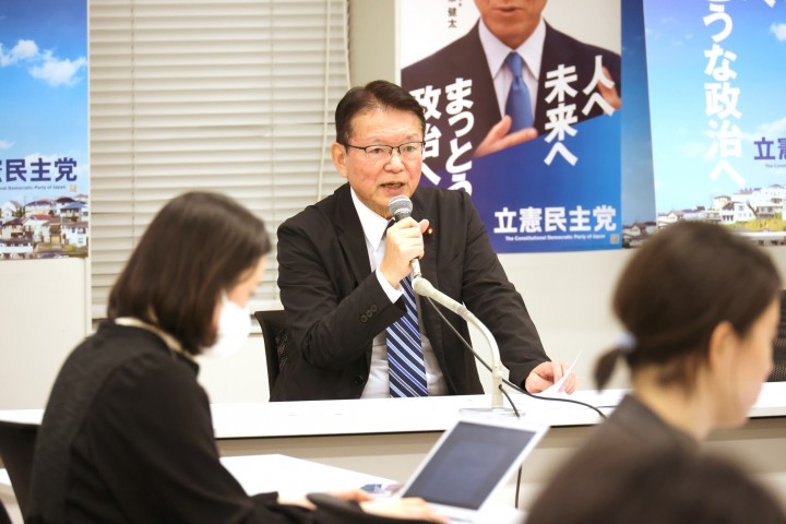 長妻昭