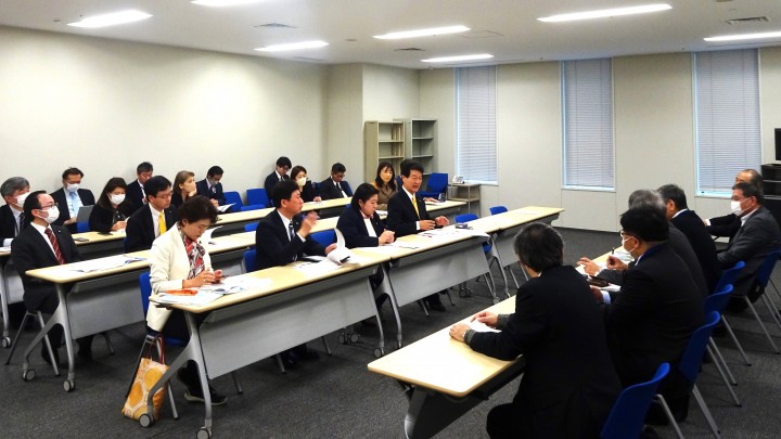 日本マンション管理士会連合会 大島敦 小宮山泰子 城井崇 末松義規 石垣のりこ 小沼巧 熊谷裕人 塩村あやか 高木真理 牧山ひろえ 水野素子 森屋隆