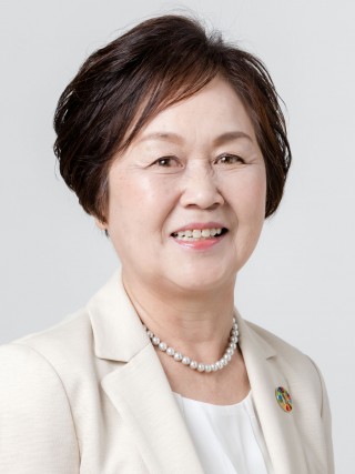 香月チエミ
