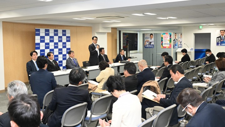 政治改革実行本部 岡田克也