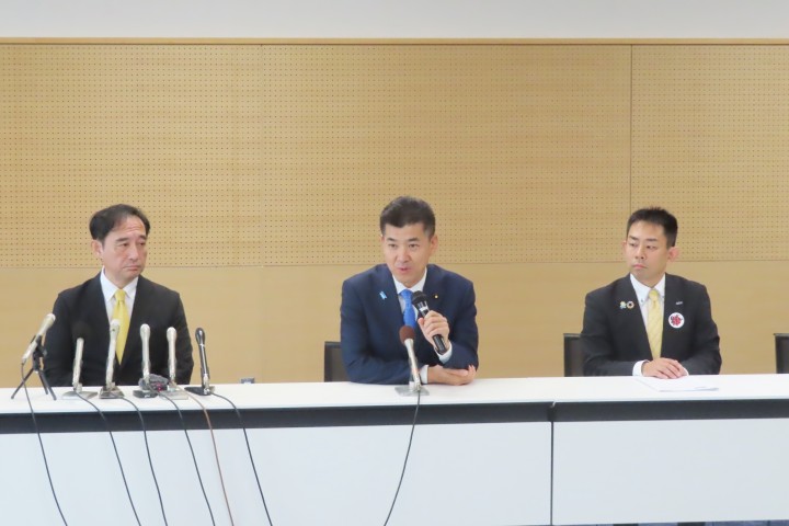泉健太 村上賀厚