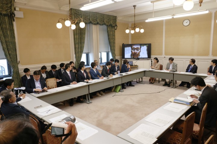 環境省 国対ヒアリング マイク音切り問題