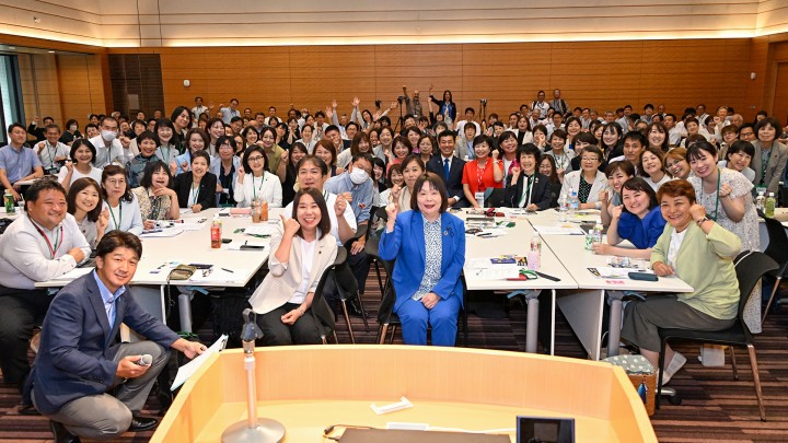 自治体議員ネットワーク 女性議員ネットワーク 泉健太 岡田克也 遊佐美由紀 伊藤めぐみ 荒井淳志