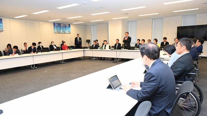 常任幹事会 野田佳彦