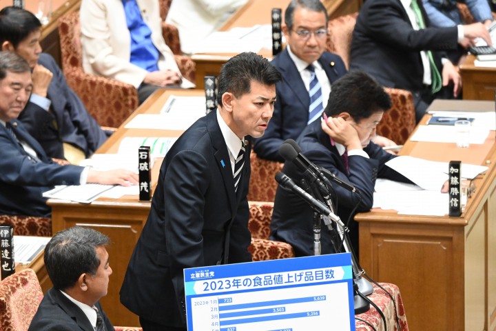 泉健太 衆院予算委員会