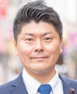 山本崇志