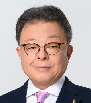 山田けんいち