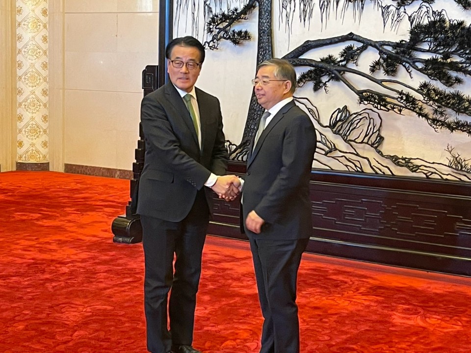 LINE_ALBUM_2025320-23党訪中団_250325_24.jpg