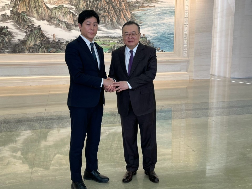 LINE_ALBUM_2025320-23党訪中団_250325_49.jpg