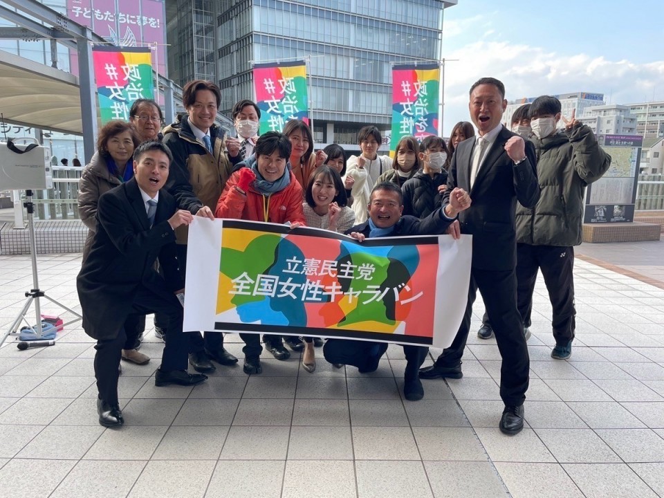 33.JR岡山駅西口２Fデッキ.jpg