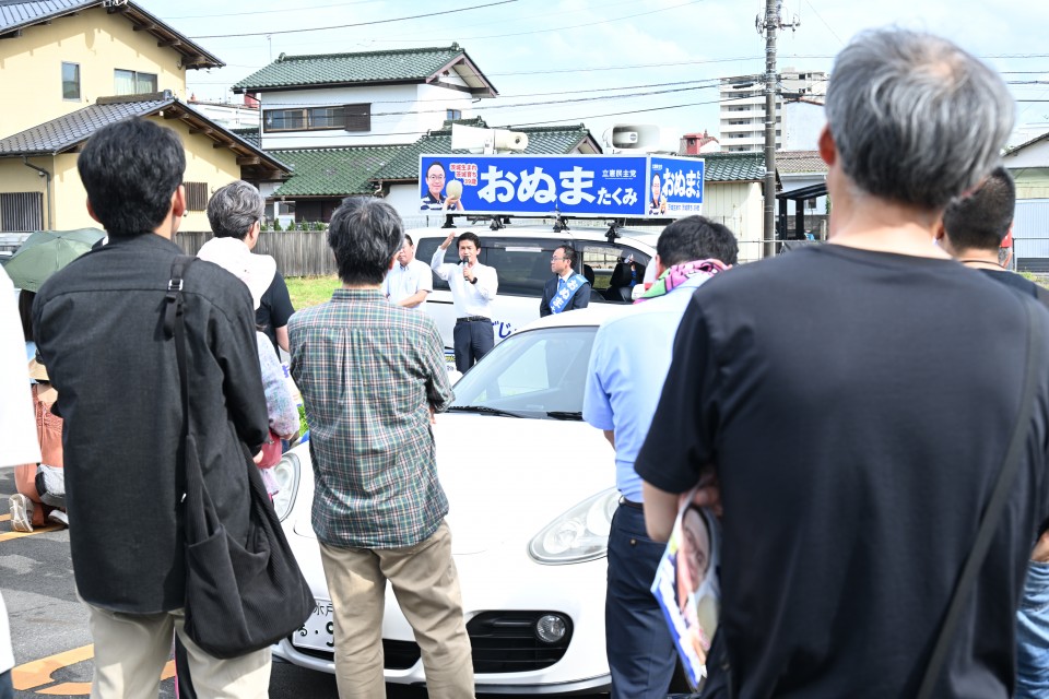 幹事長聴衆.JPG