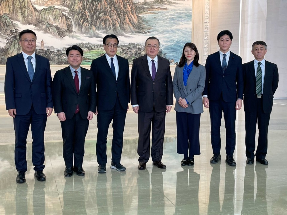 LINE_ALBUM_2025320-23党訪中団_250325_53.jpg