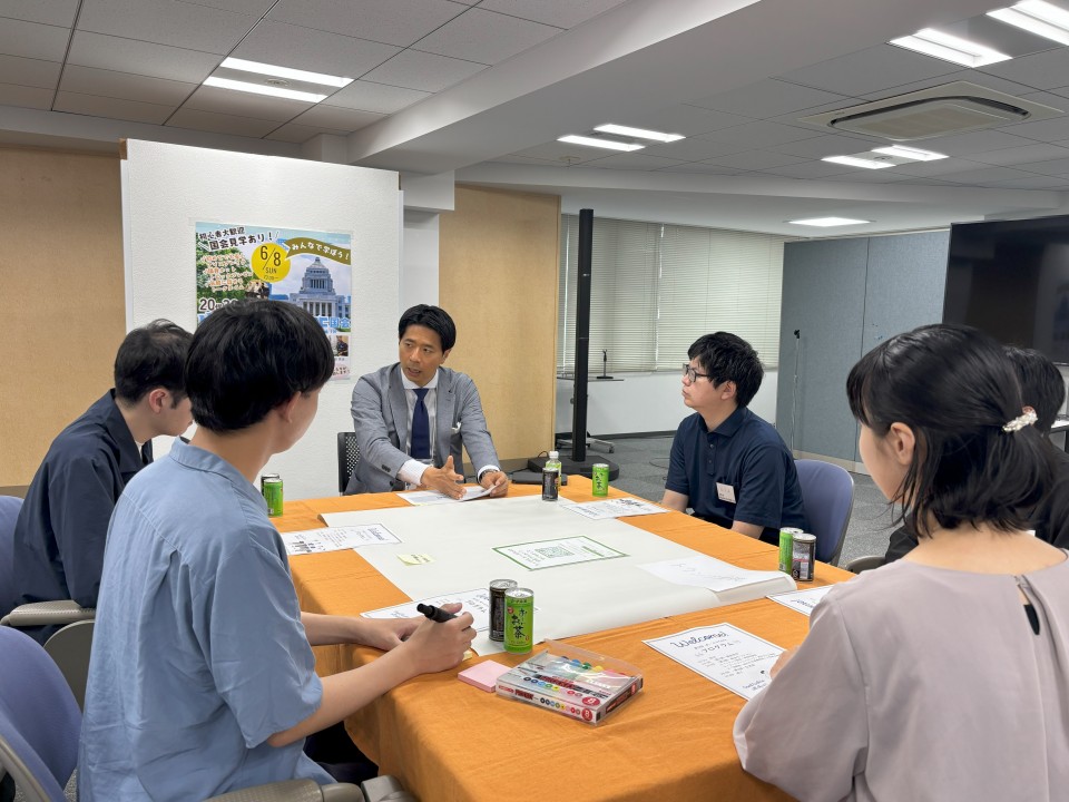 岡田悟 衆院議員 岡田さん.jpg