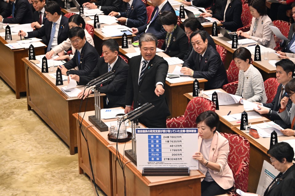 20251212_094828参院予算委員会 森本 鬼木_01.JPG