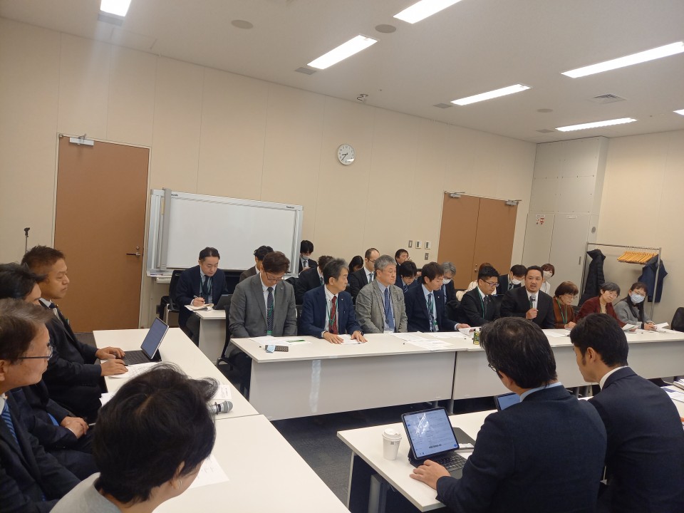 厚生労働部門、障がい・難病PT合同会議 1000003045.jpg