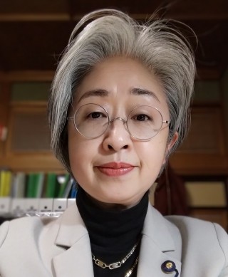 奈良さとこ