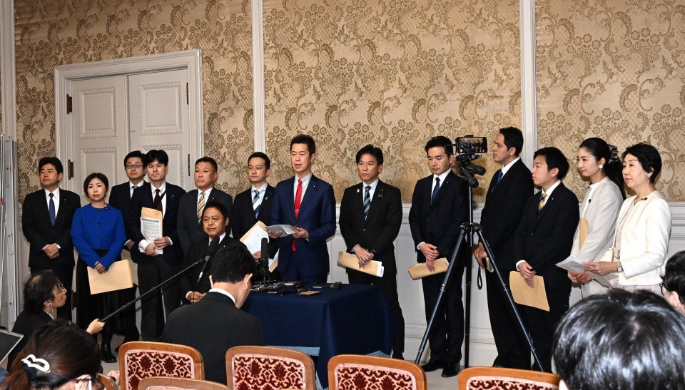 jHlHsrrIKCweUFuJ0CoES86y_tn960.jpg