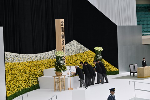 20260815全国戦没者追悼式に出席する水岡俊一代表