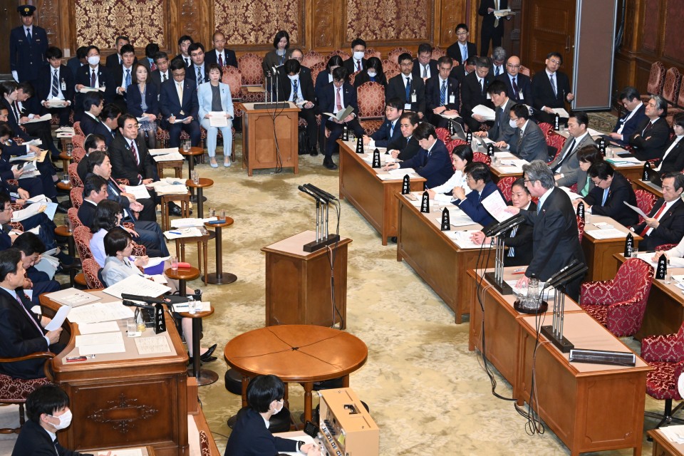 20260407参院予算委員会 杉尾秀哉
