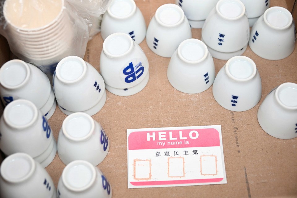 メーデーでは被災地の日本酒飲み比べも