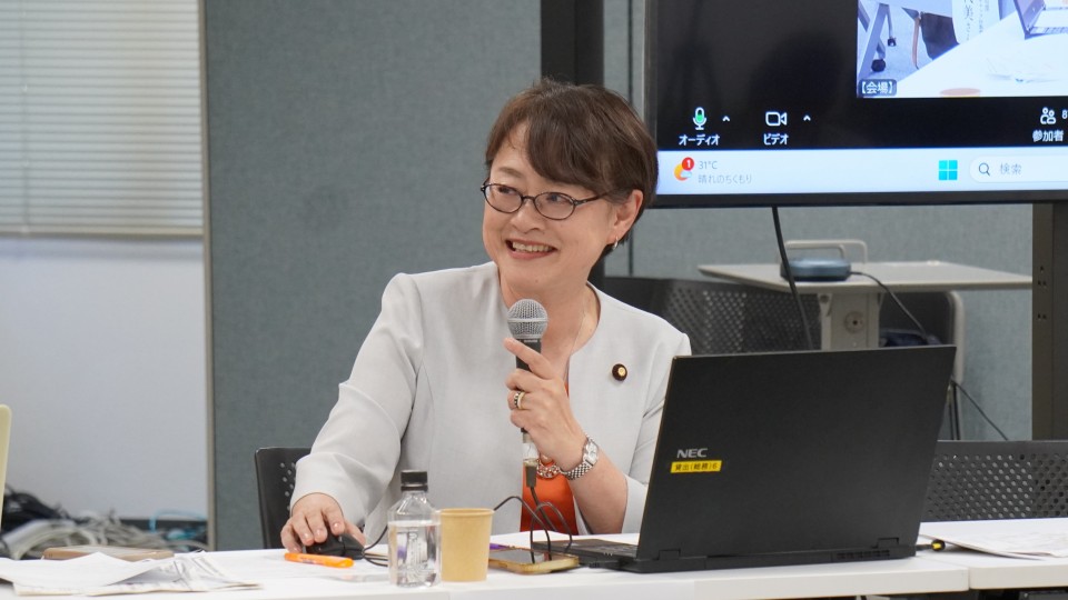 ジェンダー平等推進本部事務局長 小島智子参議院議員 小島議員.JPG