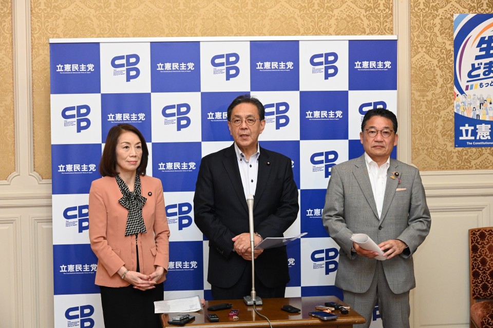 2026.07.29 国民会議終了後ぶら下がり(水岡代表中心).JPG