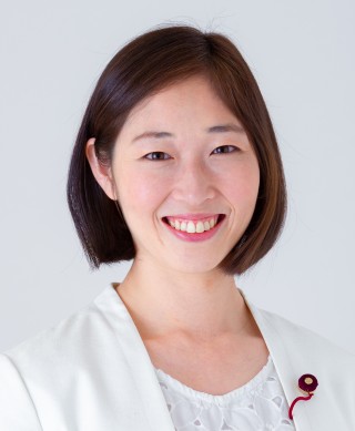 井上まい