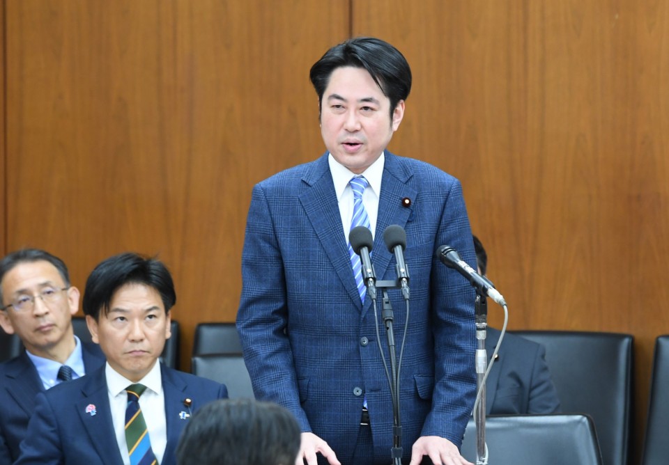 衆院政治改革特別委員会 落合貴之