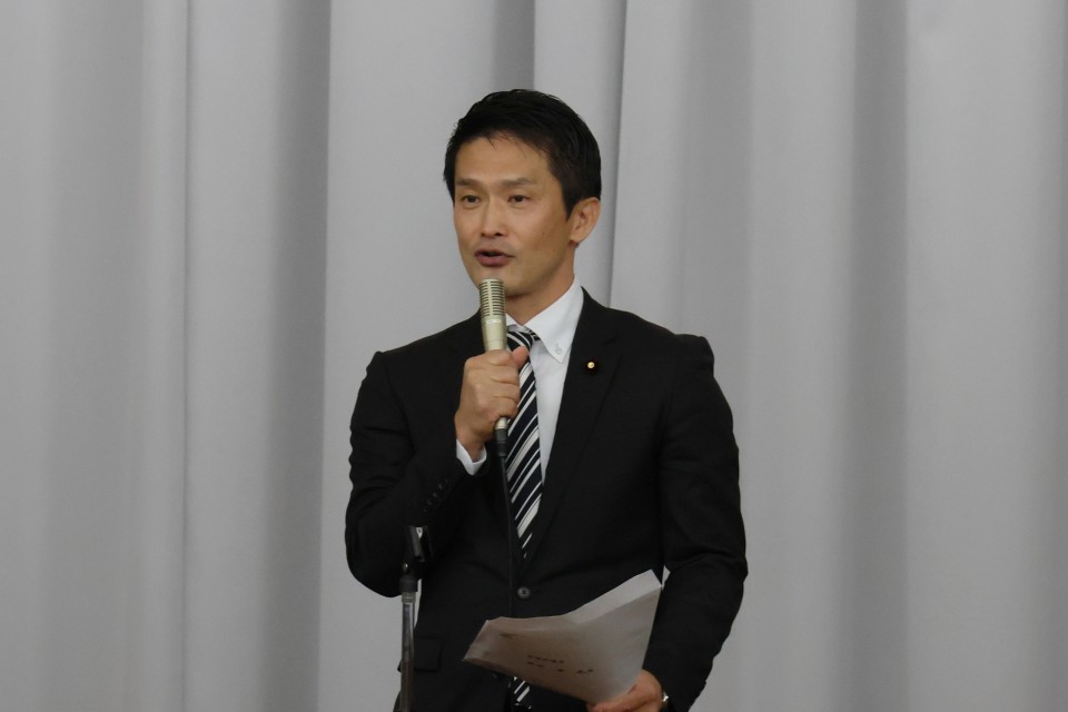 両院議員総会　小川淳也