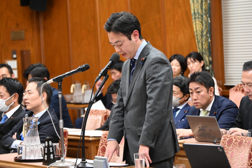 三角創太