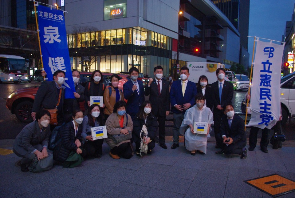 募金活動後に参加者で記念撮影 IMGP5054.JPG