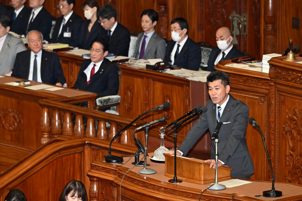 衆院本会議 泉健太 第213回通常国会