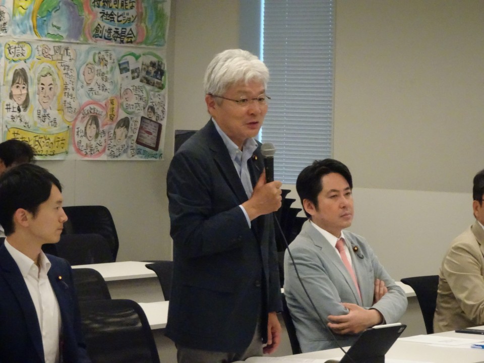 逢坂誠二