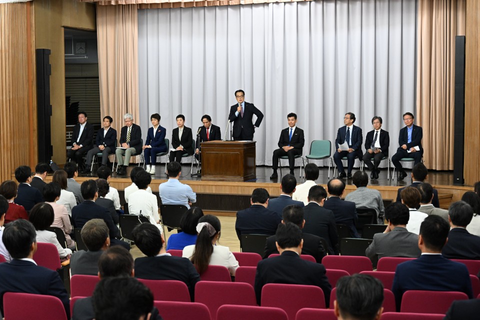 岡田克也 泉健太 水岡俊一 安住淳 長妻昭 大串博志