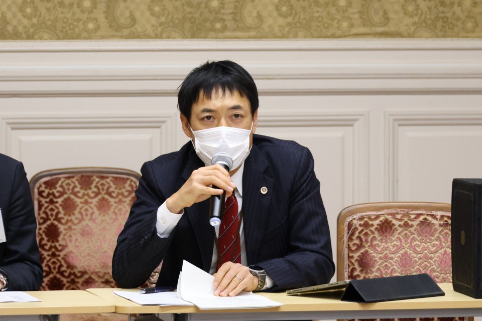弁護士連絡会の阿部弁護士 20221025_171403_rez.JPG