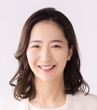 松井まみ