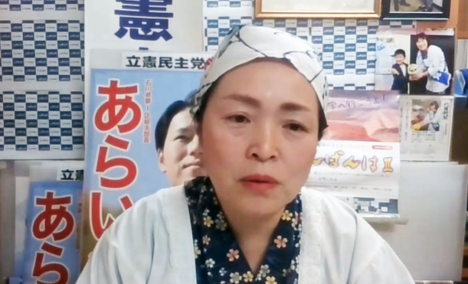 集いの趣旨を説明する喜成金沢市議 喜成さん.jpg