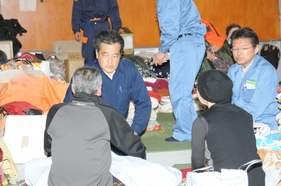 岡田幹事長岩手県視察.JPG