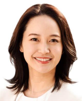 東由貴