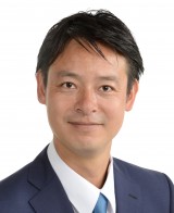 町啓介