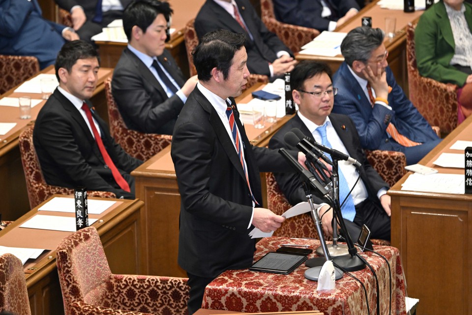 米山隆一 予算委員会