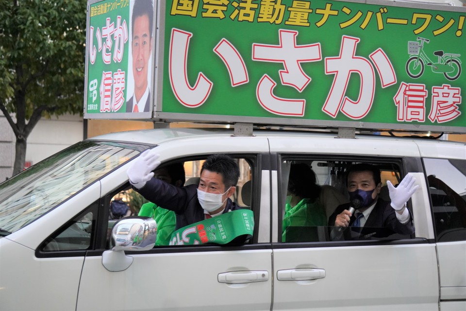 ★江田代行 街宣車で流しjpg.jpg