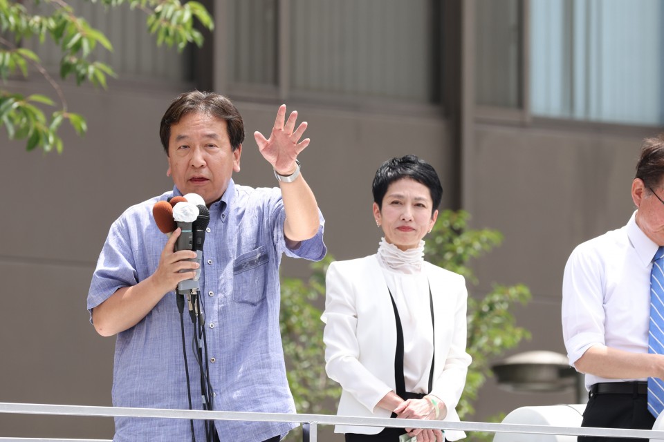 枝野幸男 辻元清美