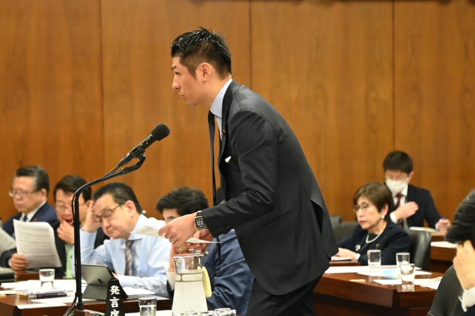 衆院法務委員会 共同親権 寺田学